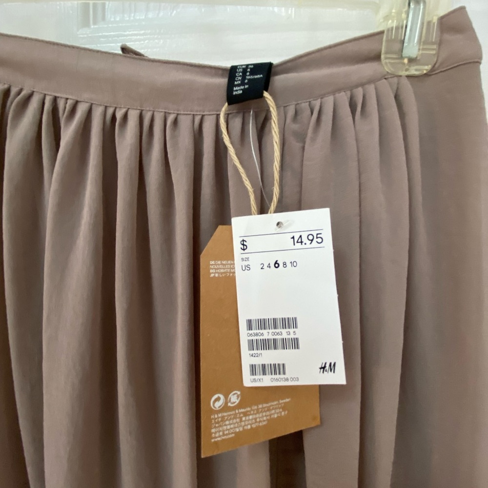 H&M maxi skirt size 6 - Picture 3 of 4